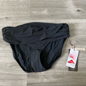 Carrie Underwood Bathing suit bottom